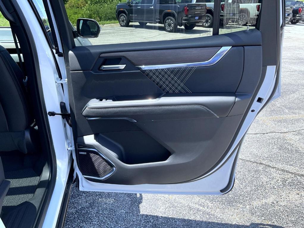 new 2025 GMC Acadia car, priced at $59,095