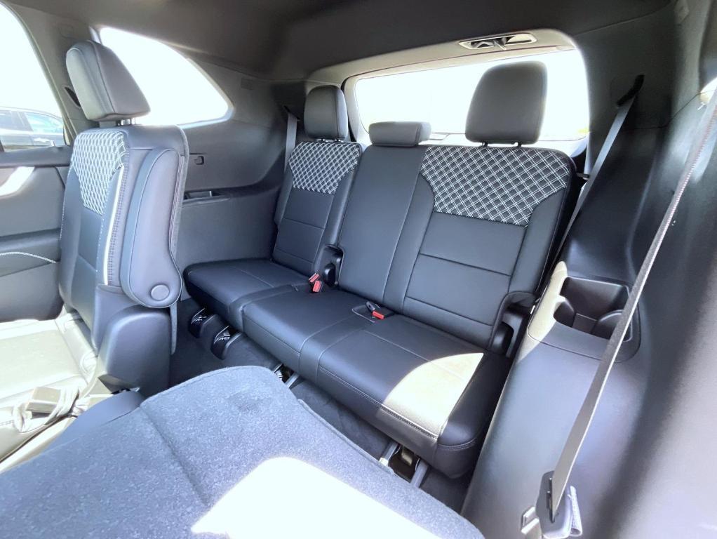 new 2025 GMC Acadia car, priced at $59,095