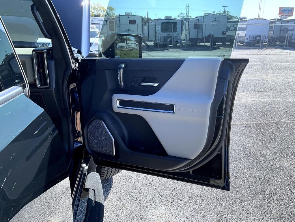new 2026 GMC HUMMER EV Pickup car, priced at $108,683