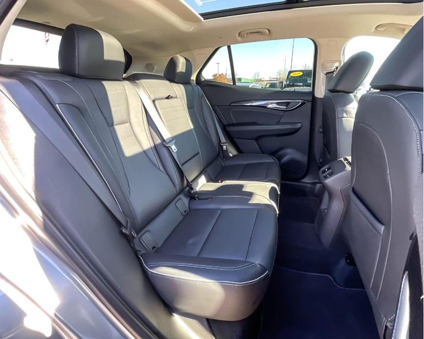 used 2021 Buick Envision car, priced at $29,884