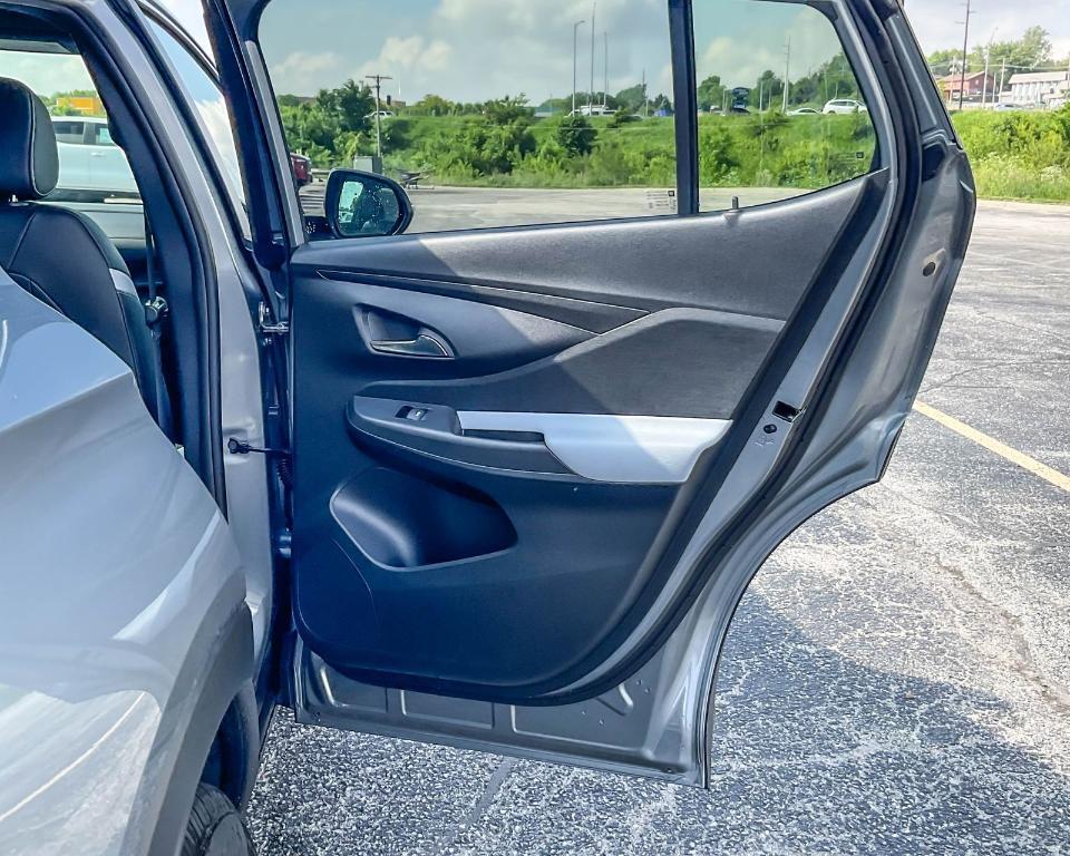 new 2025 Buick Envista car, priced at $26,984