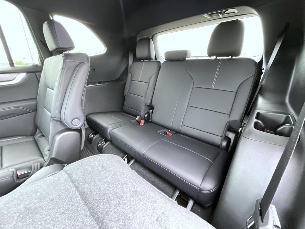new 2025 GMC Acadia car, priced at $50,174