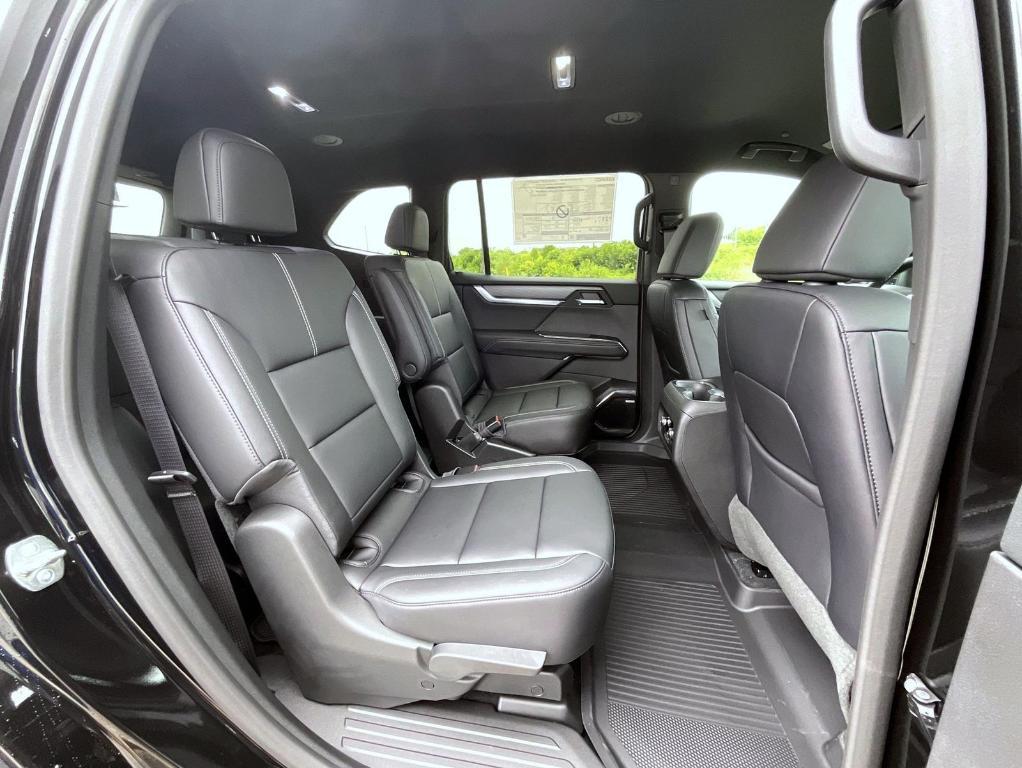 new 2025 GMC Acadia car, priced at $50,174