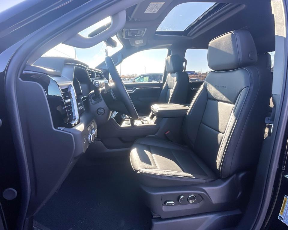 new 2025 GMC Sierra 1500 car, priced at $71,952