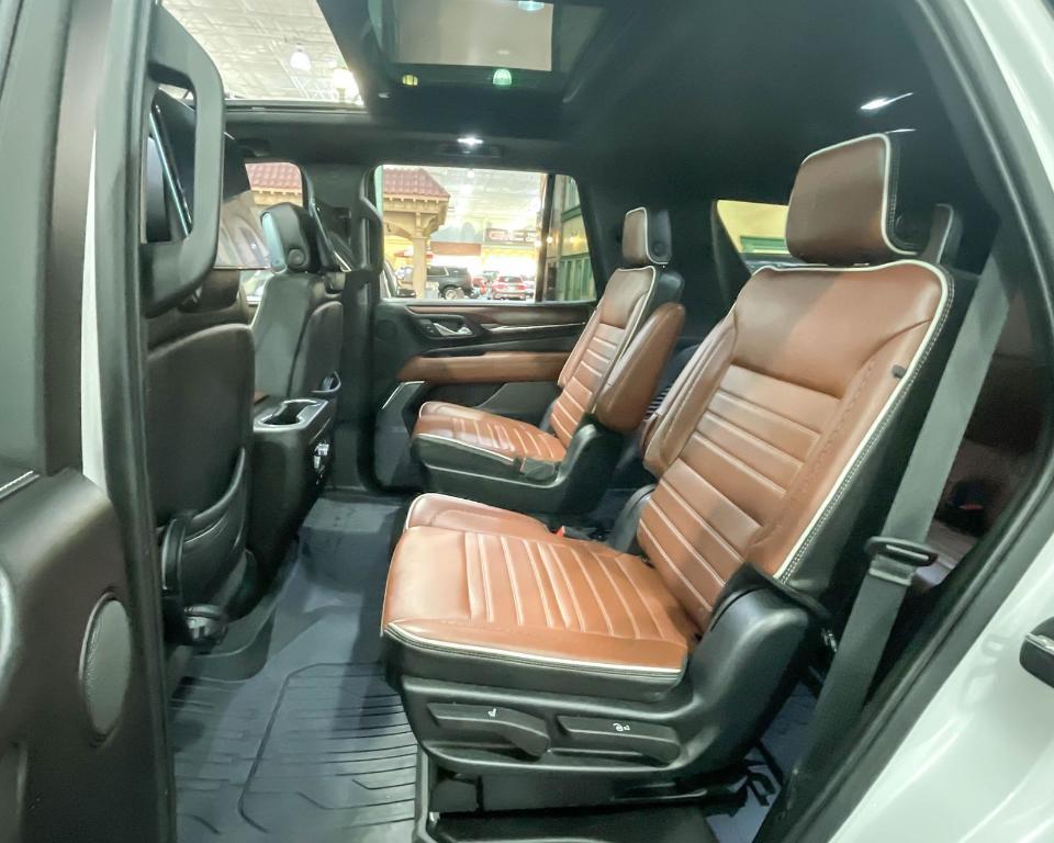 used 2023 GMC Yukon car, priced at $75,708