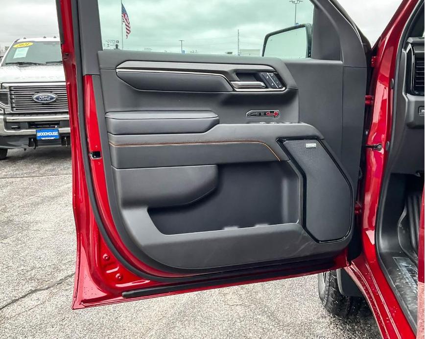 new 2025 GMC Sierra 1500 car, priced at $72,705