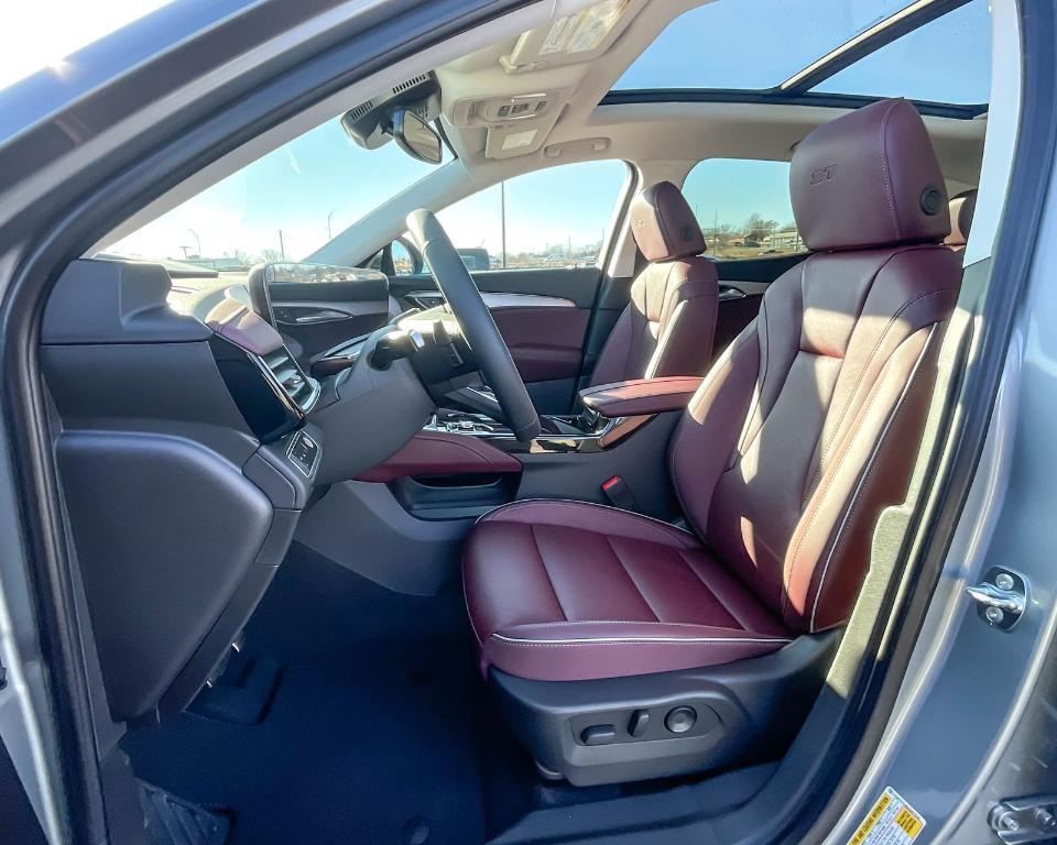 new 2025 Buick Envision car, priced at $42,701