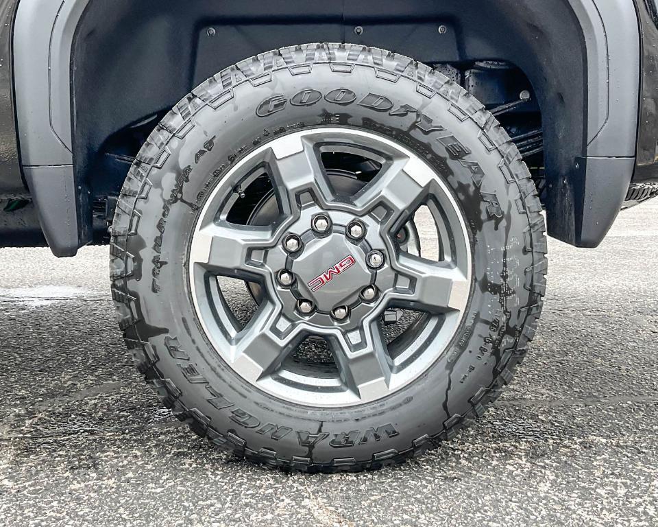 new 2025 GMC Sierra 2500 car, priced at $83,064