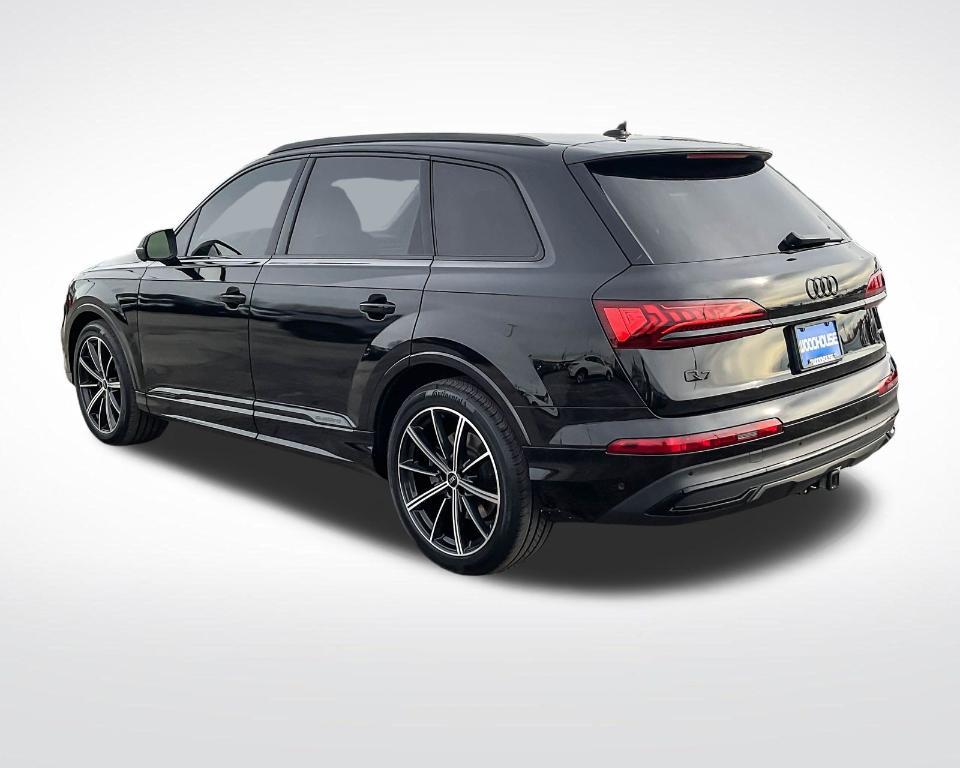 used 2022 Audi Q7 car, priced at $49,877