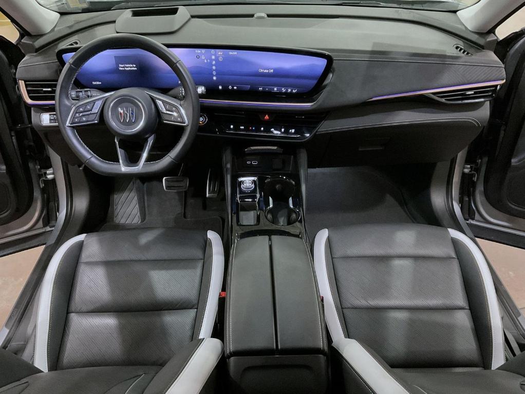 used 2025 Buick Envision car, priced at $36,880