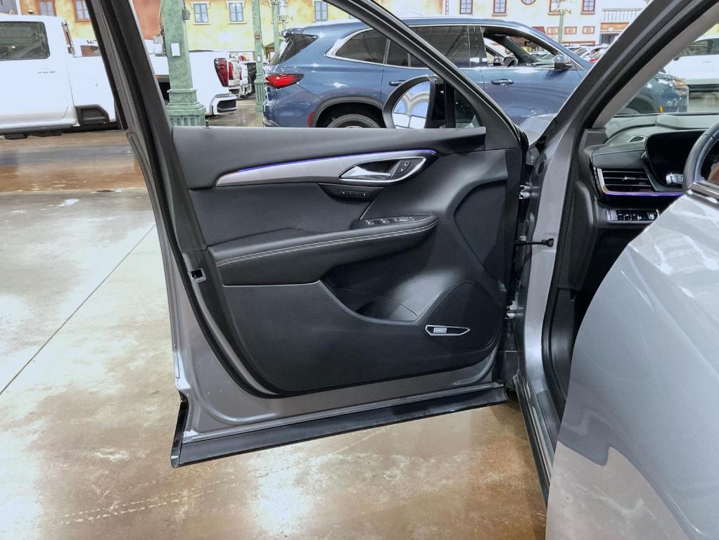 used 2025 Buick Envision car, priced at $36,880