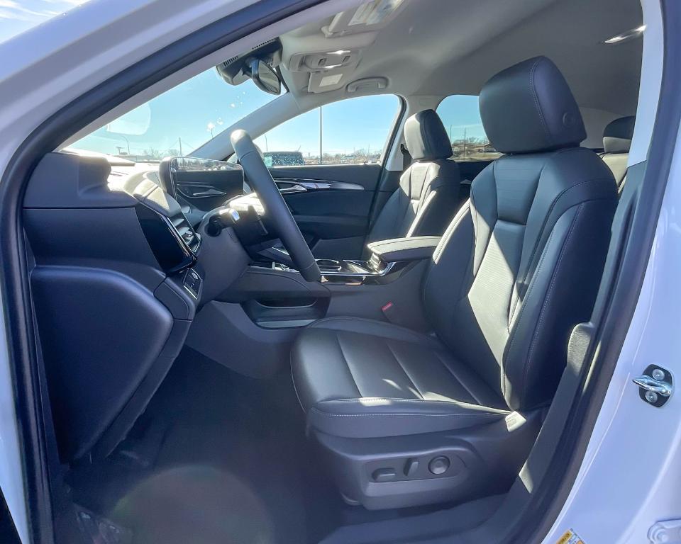 new 2025 Buick Envision car, priced at $39,669