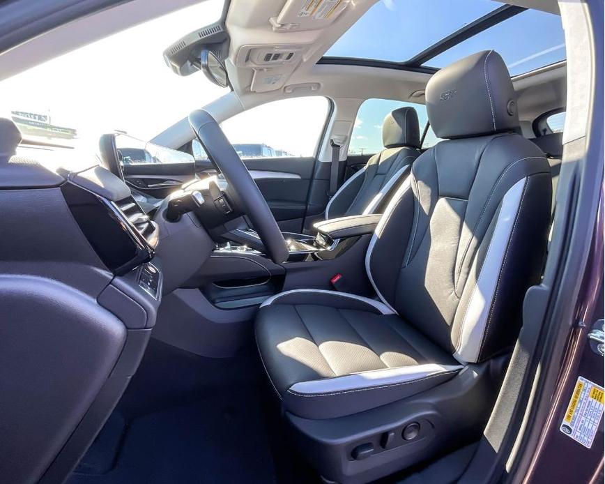 new 2025 Buick Envision car, priced at $44,034