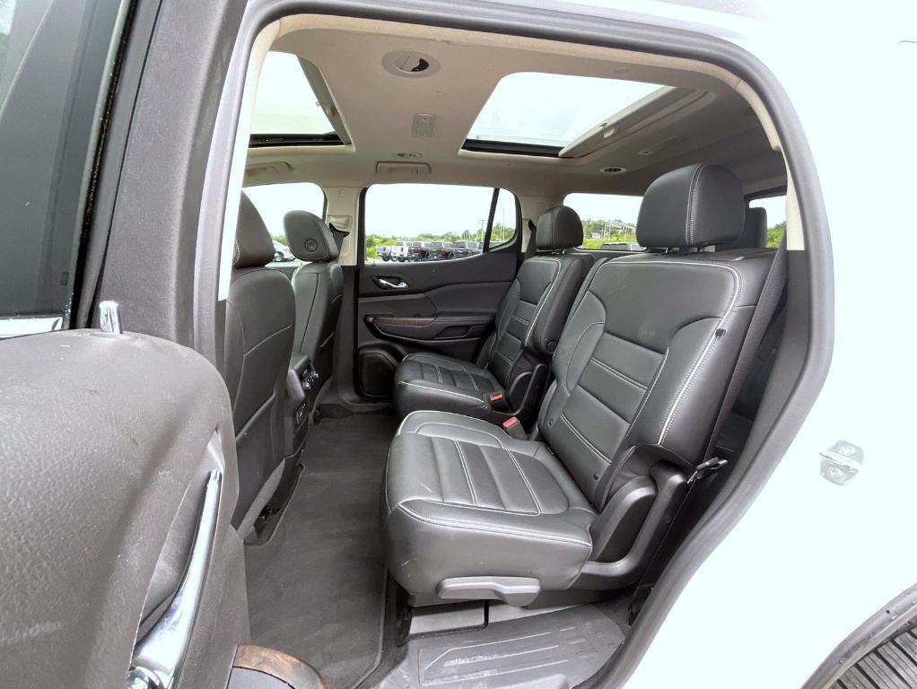 used 2022 GMC Acadia car, priced at $40,399