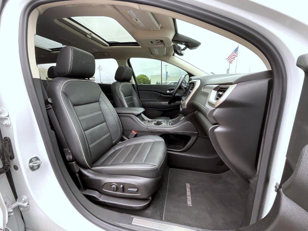 used 2022 GMC Acadia car, priced at $40,399