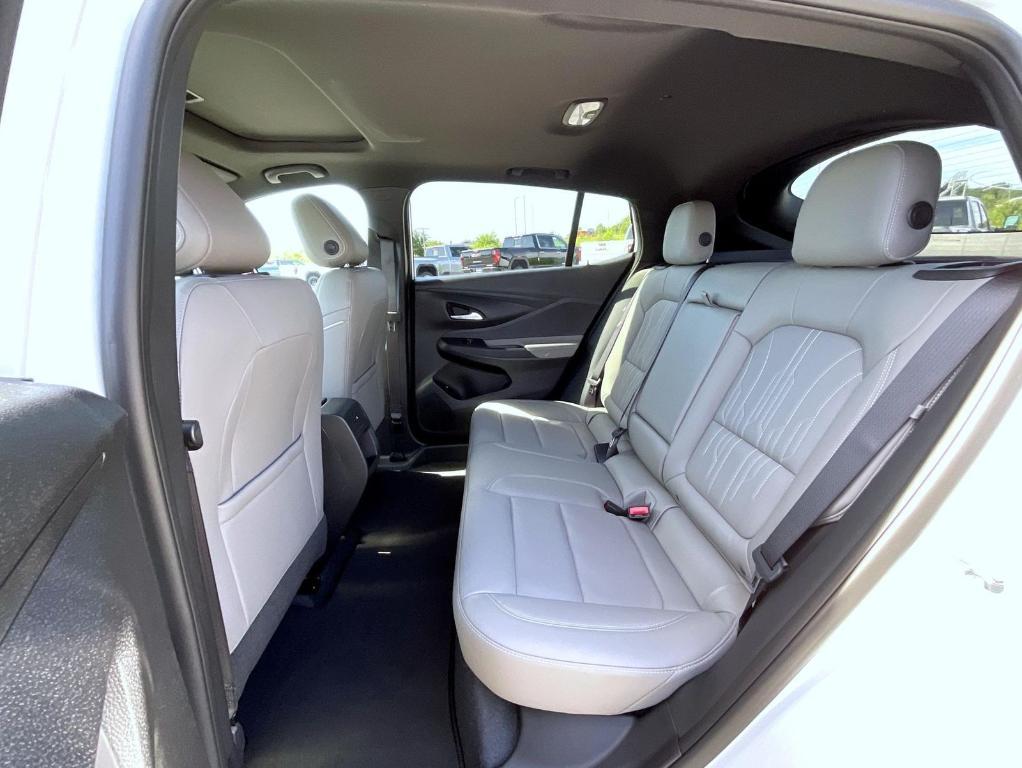 new 2025 Buick Envista car, priced at $31,740