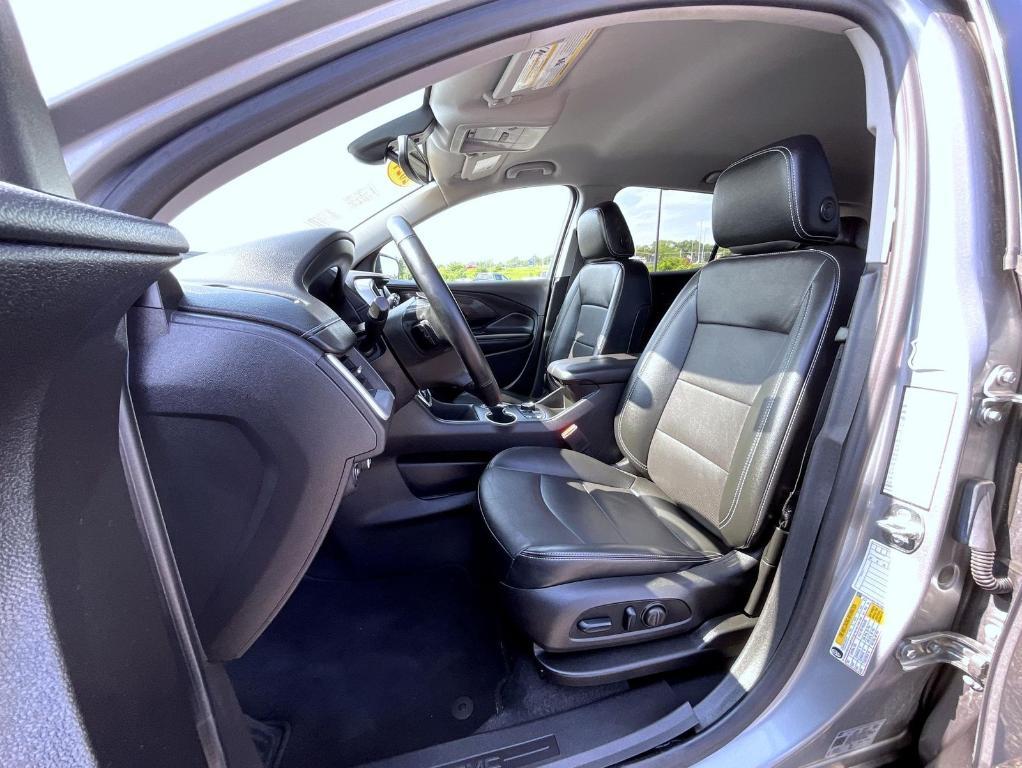 used 2024 GMC Terrain car, priced at $28,996