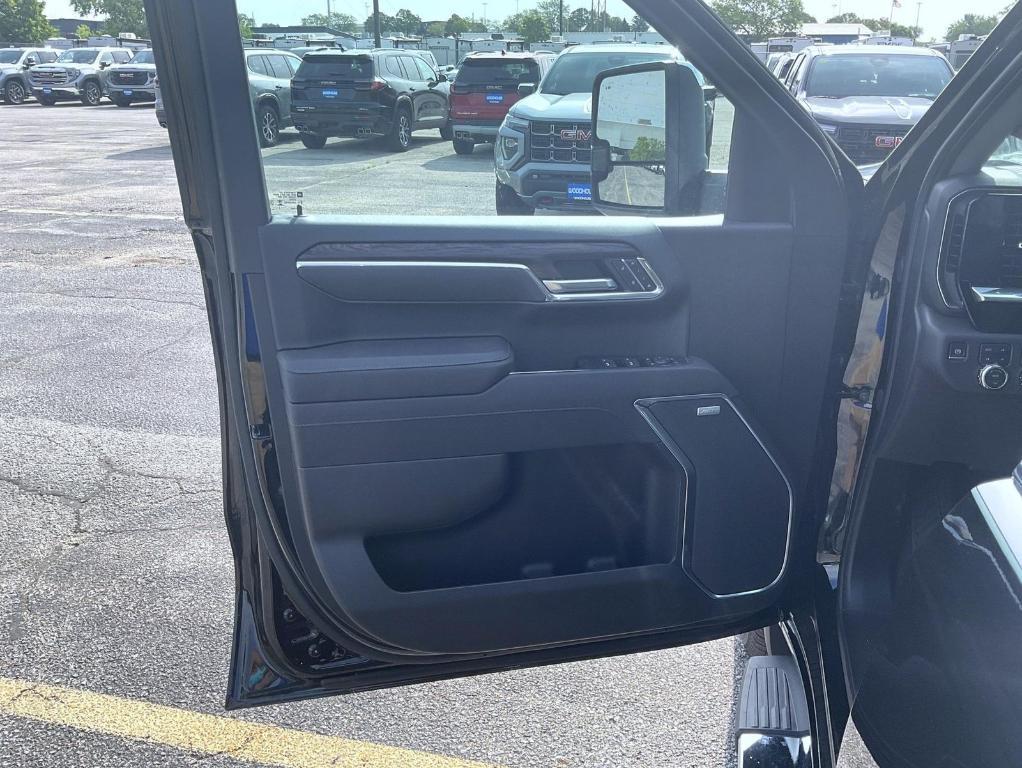 new 2025 GMC Sierra 1500 car, priced at $68,169