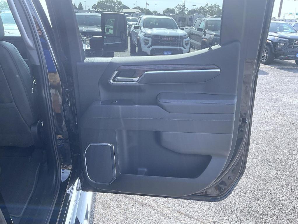 new 2025 GMC Sierra 1500 car, priced at $68,169