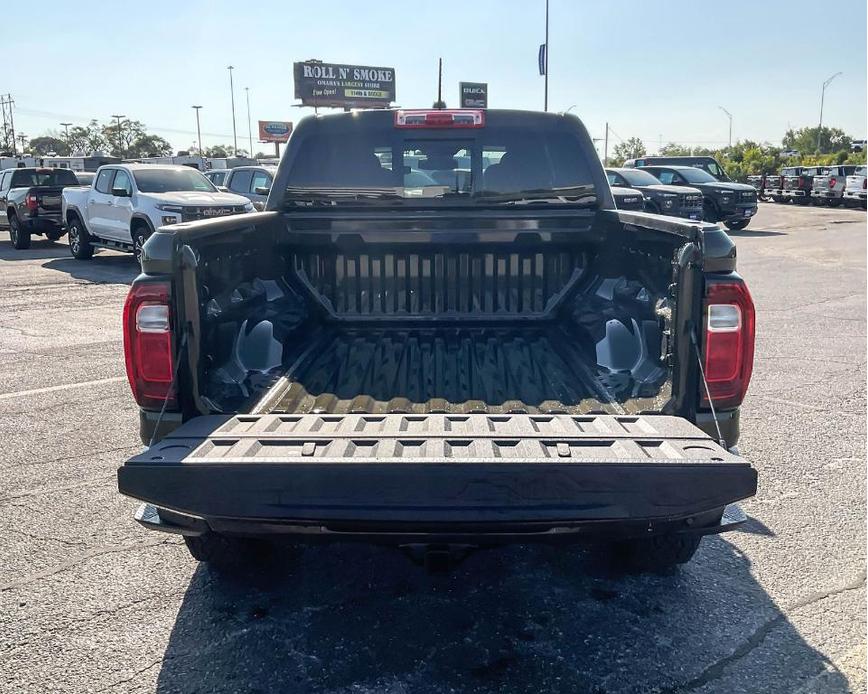 new 2024 GMC Canyon car, priced at $48,620