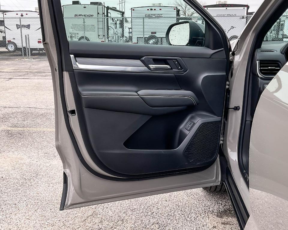 new 2025 GMC Terrain car, priced at $37,675