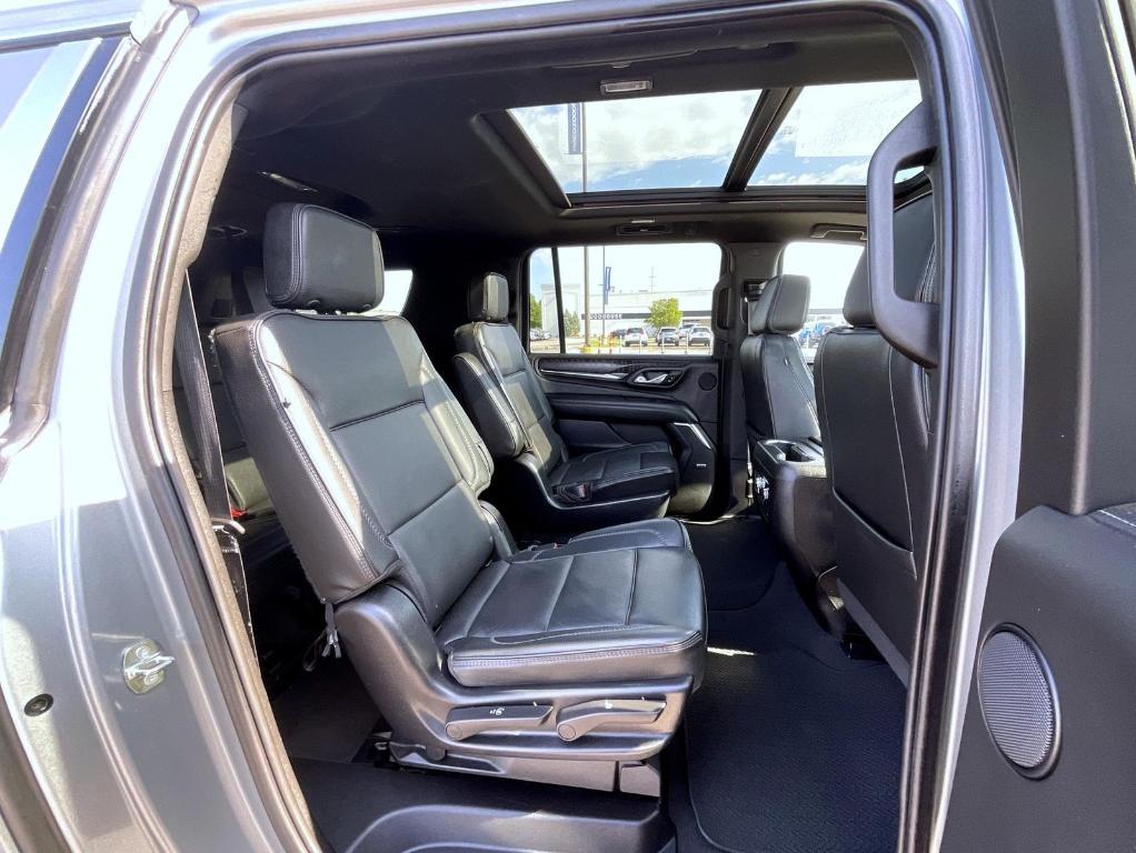 used 2023 GMC Yukon XL car, priced at $56,530