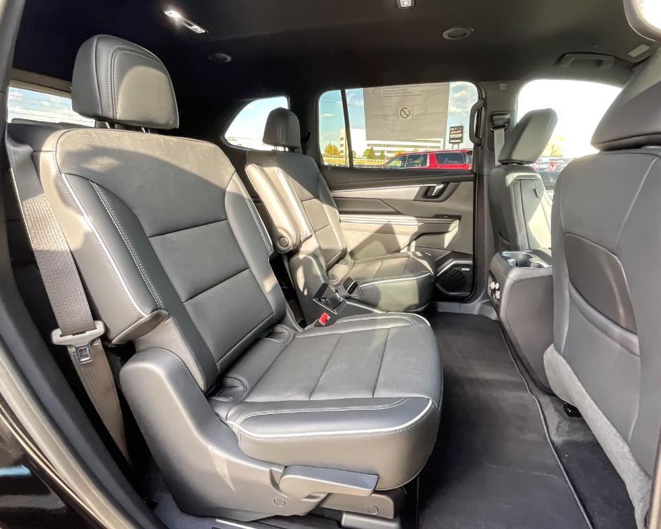 new 2025 Buick Enclave car, priced at $49,189