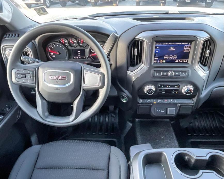 new 2025 GMC Sierra 1500 car, priced at $43,885