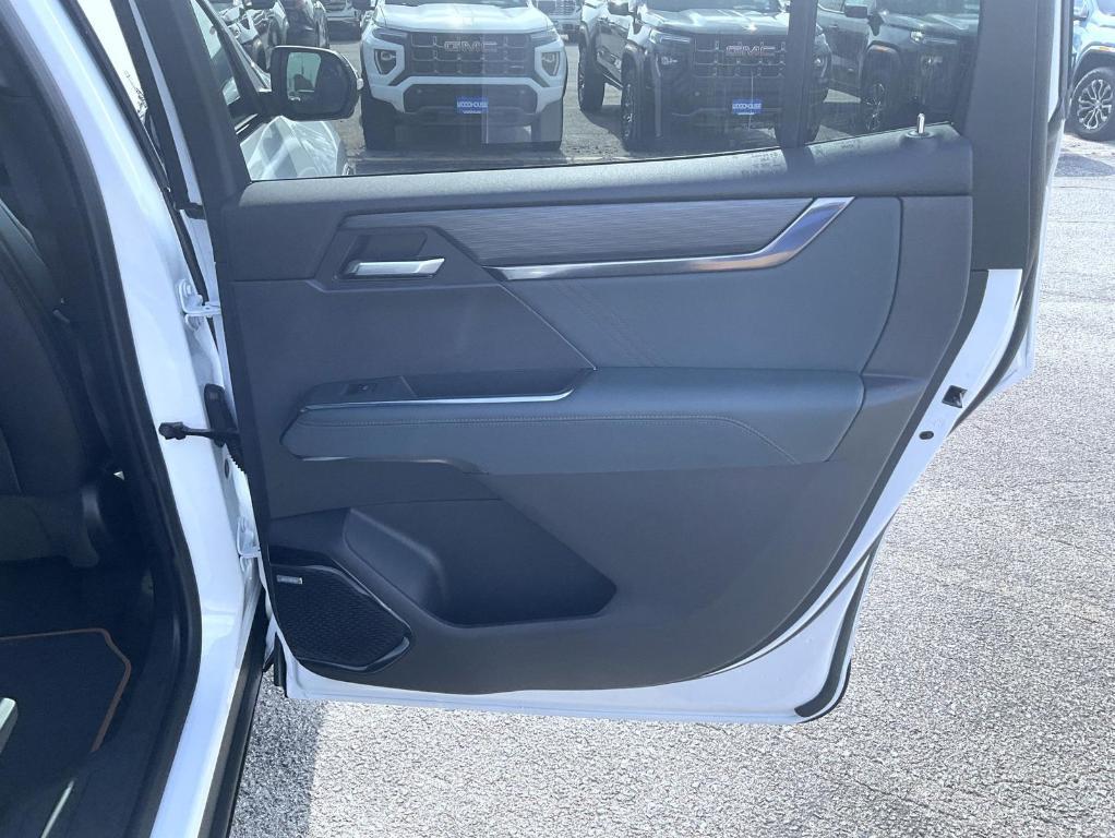 new 2025 GMC Acadia car, priced at $54,395