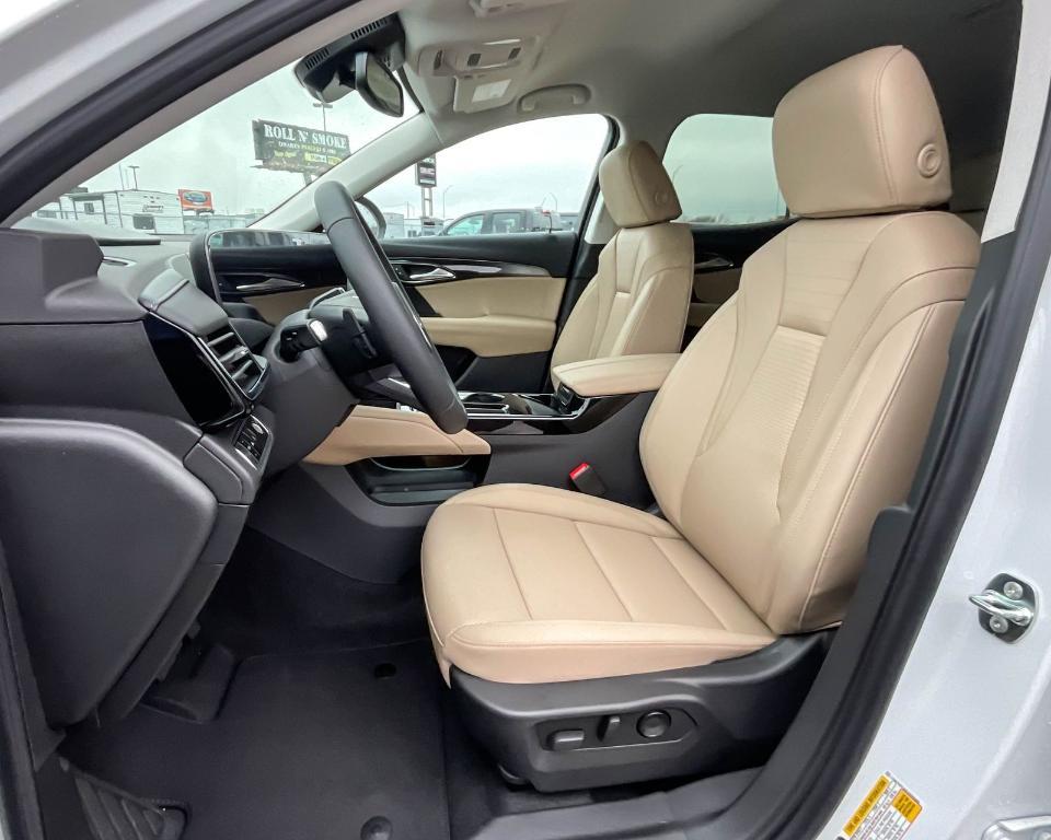 new 2025 Buick Envision car, priced at $39,669