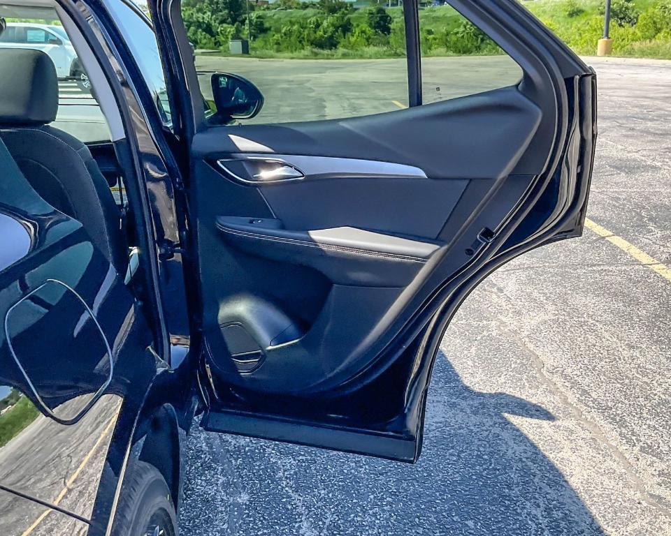 new 2025 Buick Envision car, priced at $44,034