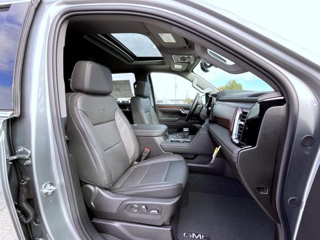new 2026 GMC Sierra 1500 car, priced at $78,264