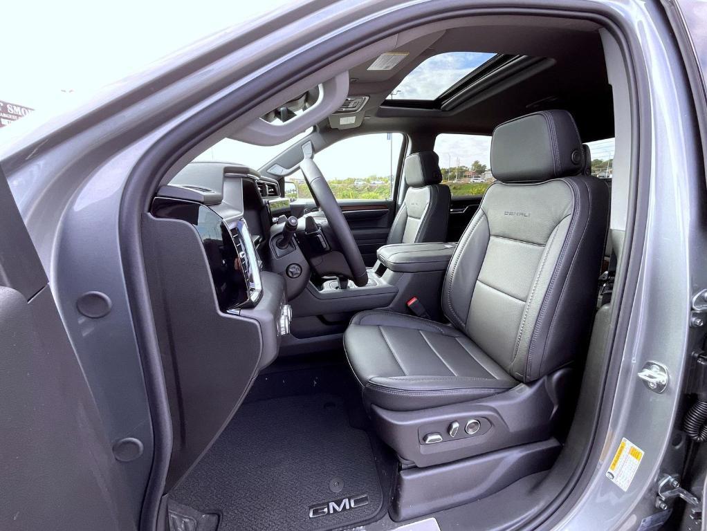 new 2026 GMC Sierra 1500 car, priced at $78,264