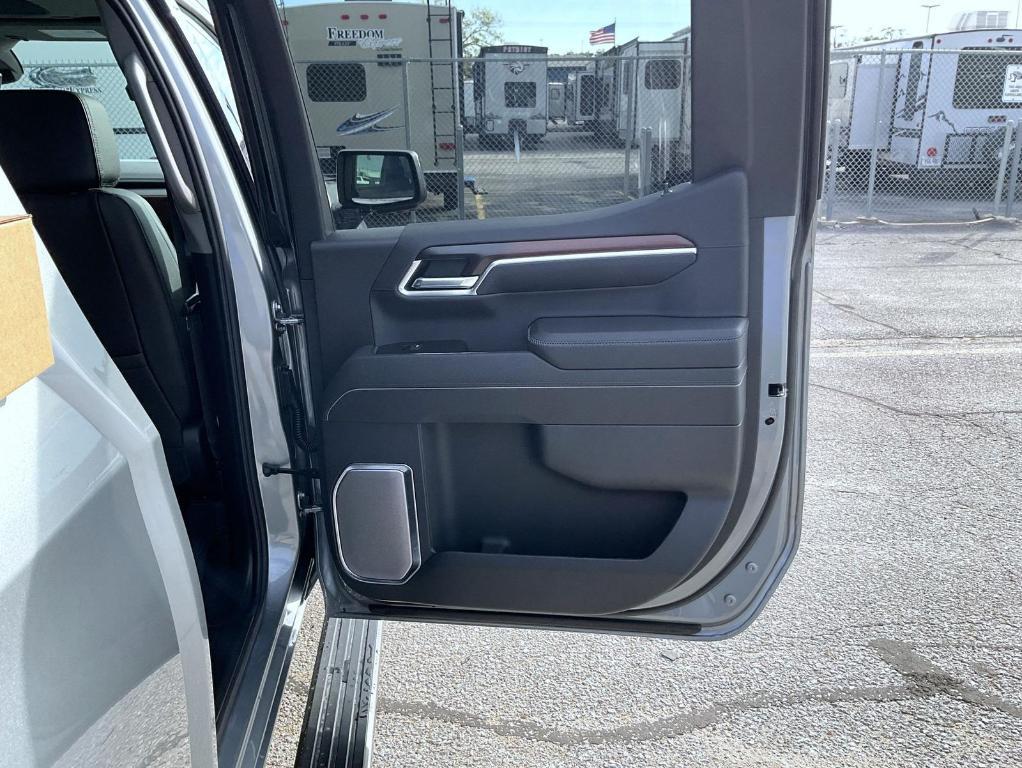 new 2026 GMC Sierra 1500 car, priced at $78,264