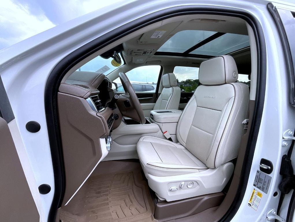 used 2022 GMC Yukon car, priced at $57,499
