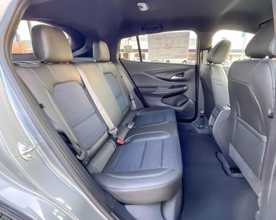new 2025 Buick Envista car, priced at $26,584