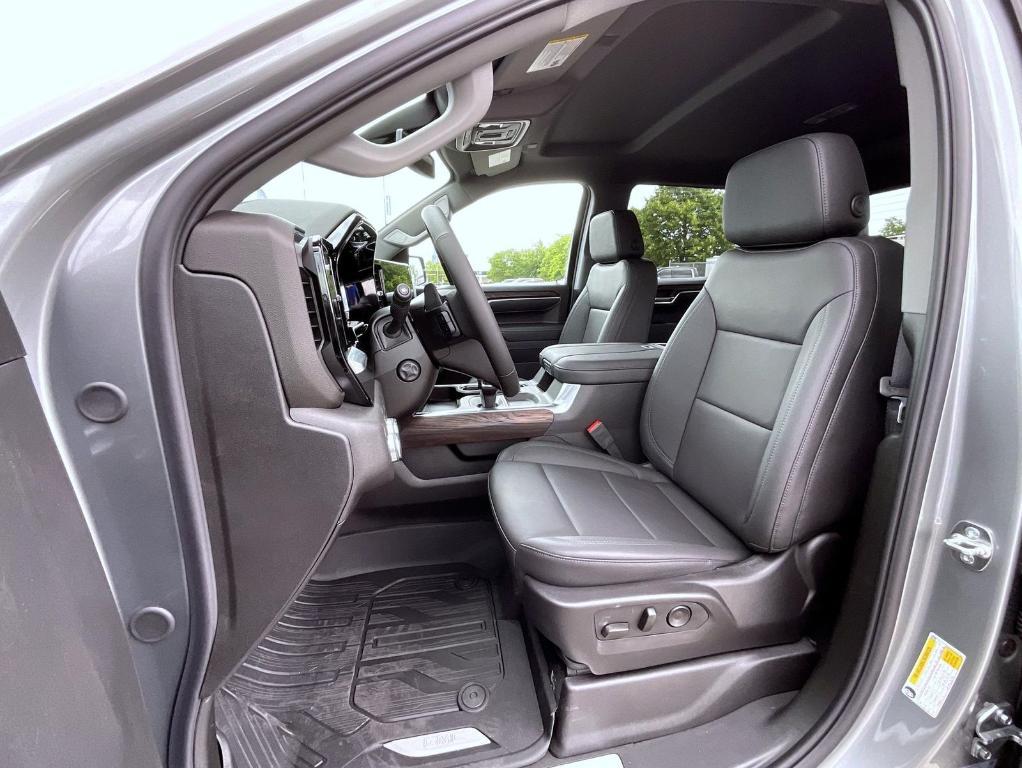 new 2025 GMC Sierra 1500 car, priced at $63,740