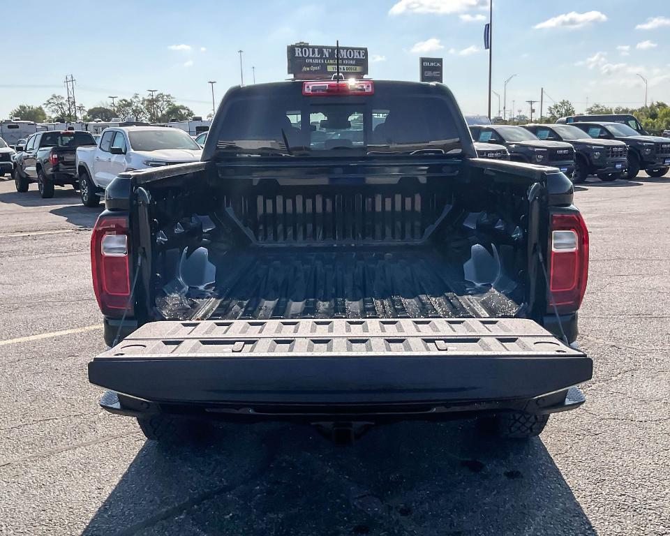 new 2024 GMC Canyon car, priced at $45,619