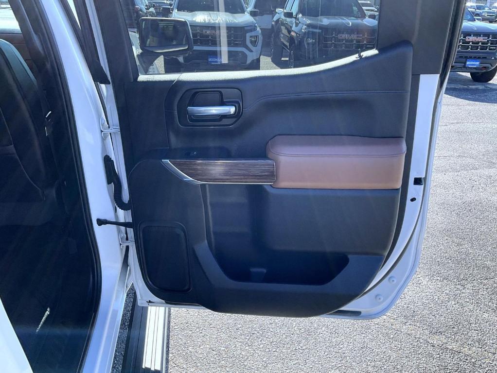 used 2022 Chevrolet Silverado 1500 Limited car, priced at $38,670