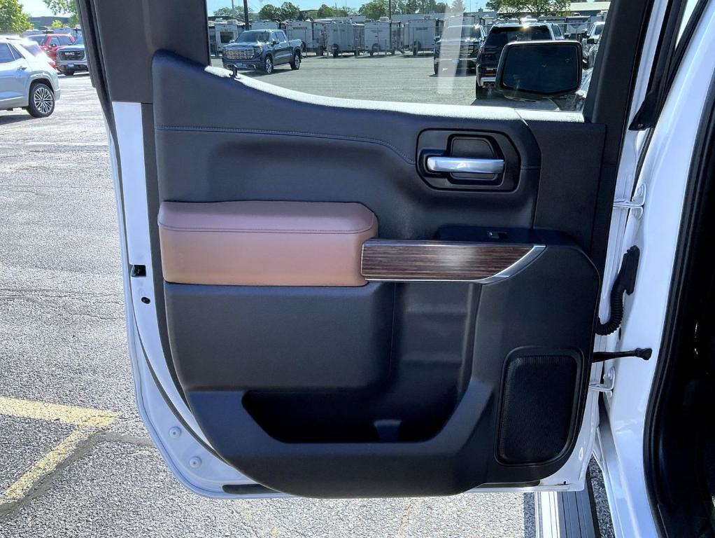 used 2022 Chevrolet Silverado 1500 Limited car, priced at $38,670