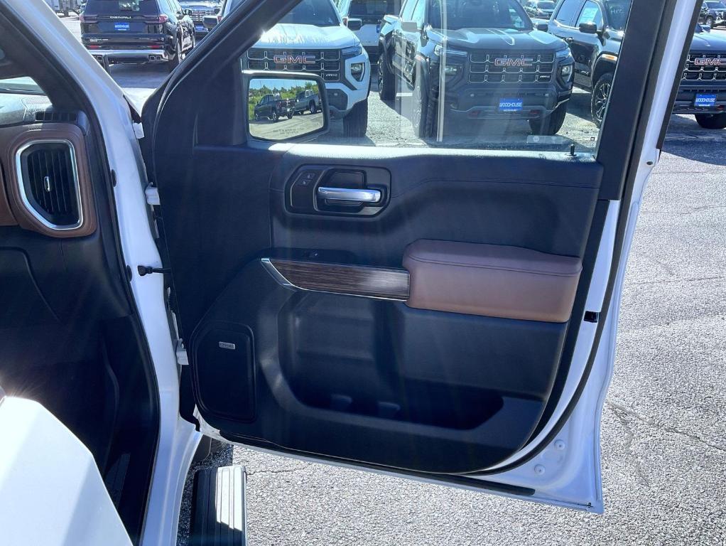 used 2022 Chevrolet Silverado 1500 Limited car, priced at $38,670