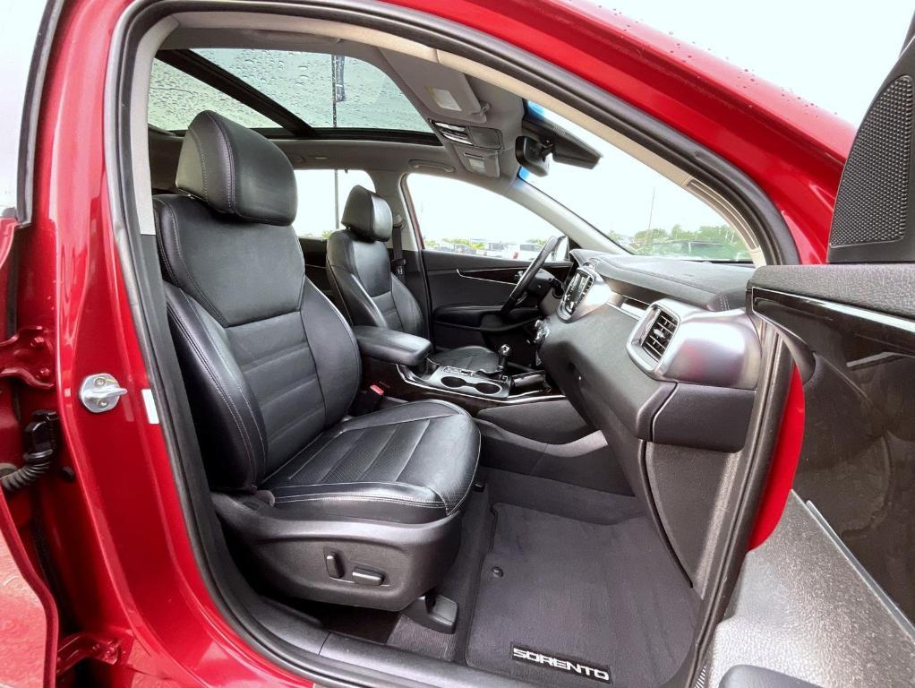 used 2017 Kia Sorento car, priced at $15,417