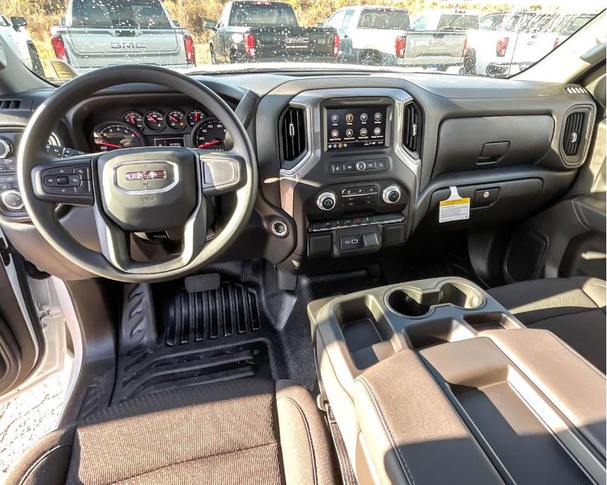 new 2025 GMC Sierra 1500 car, priced at $43,885