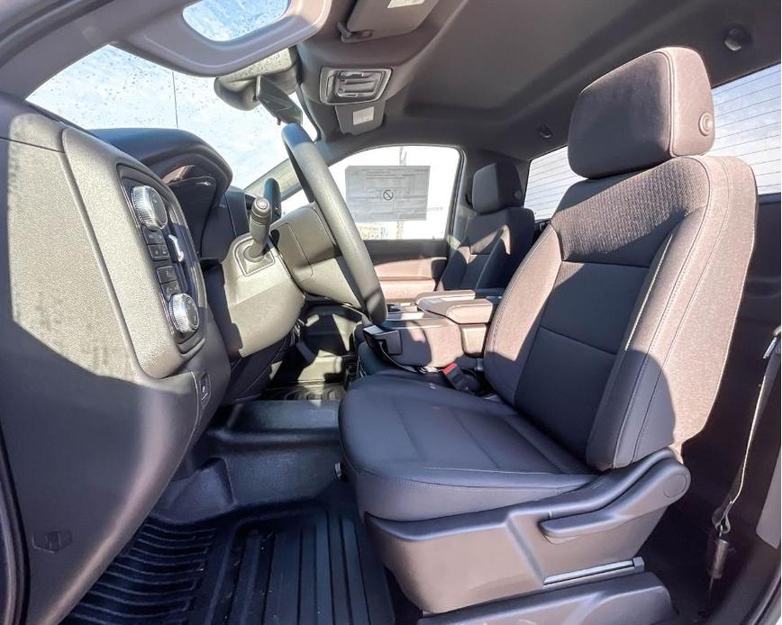 new 2025 GMC Sierra 1500 car, priced at $43,885