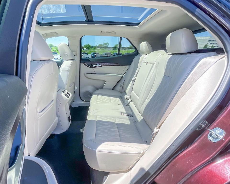 used 2021 Buick Envision car, priced at $26,527