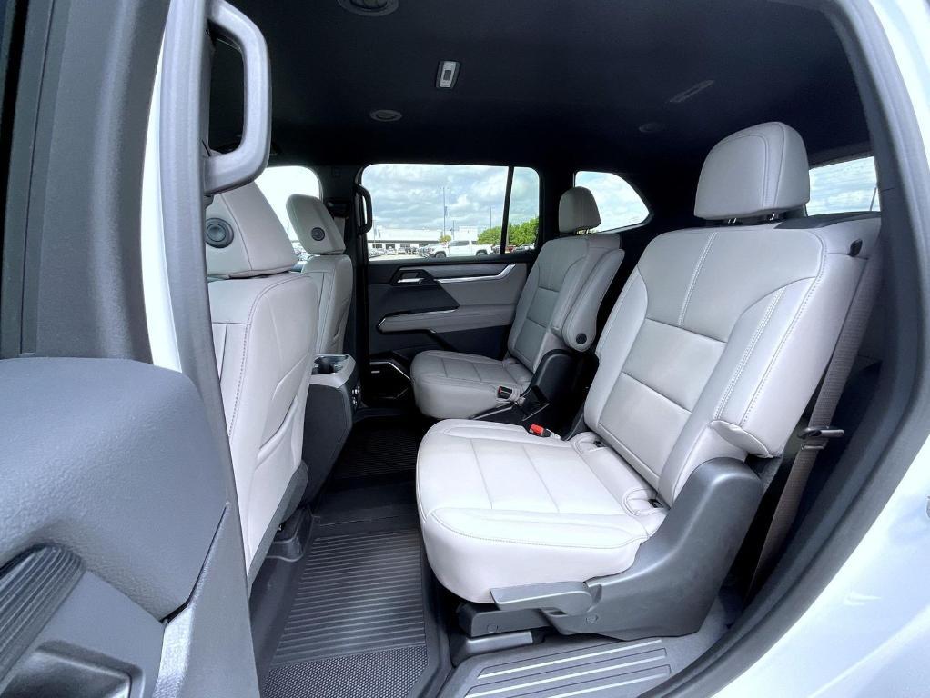 new 2025 GMC Acadia car, priced at $49,679