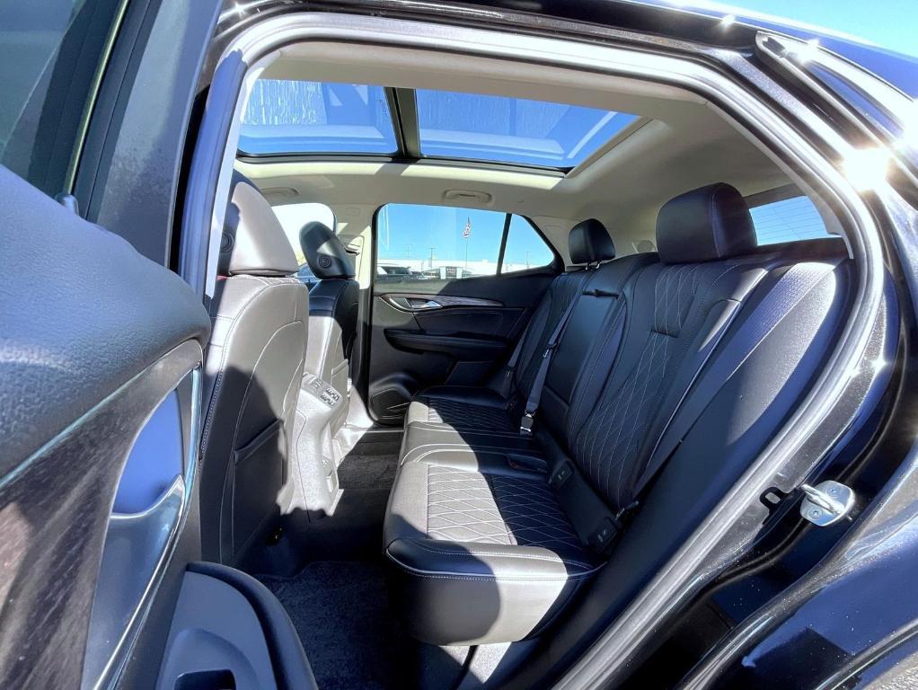 used 2023 Buick Envision car, priced at $34,994