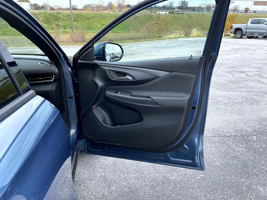 new 2026 Buick Envista car, priced at $32,014