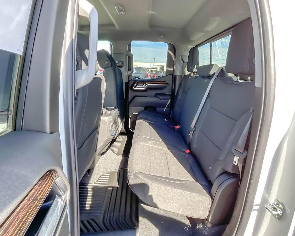 new 2025 GMC Sierra 1500 car, priced at $53,719