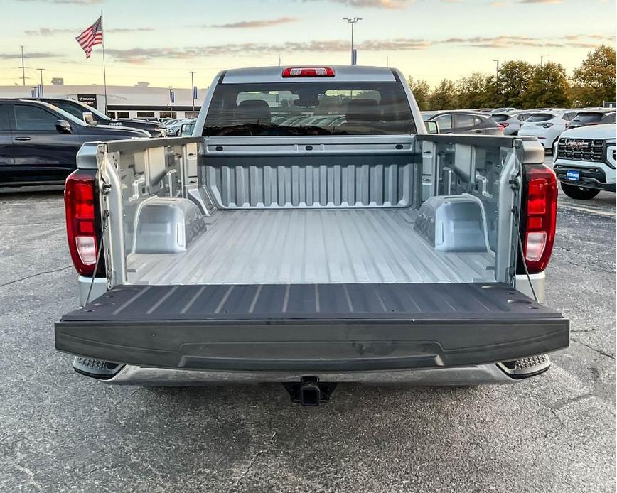 new 2025 GMC Sierra 1500 car, priced at $44,230